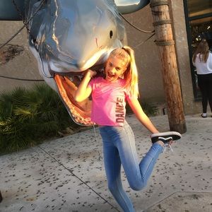 Meet your Posher, Leighla